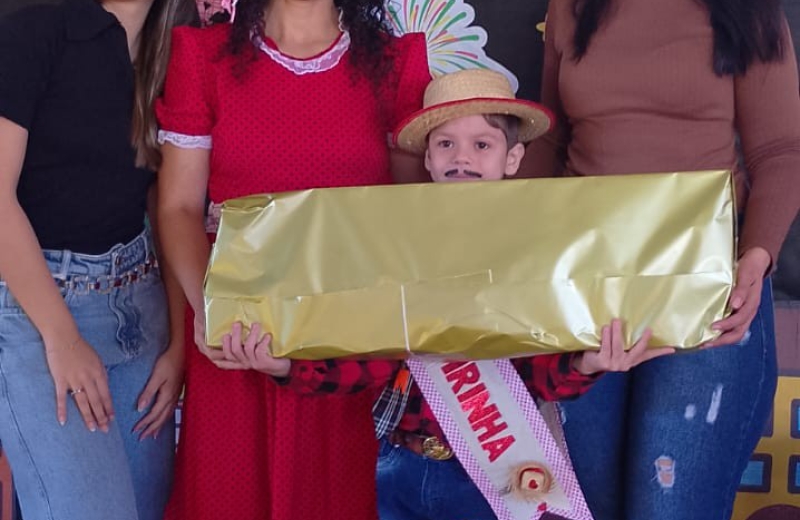 FESTA JUNINA ESCOLA LUNARBEL 